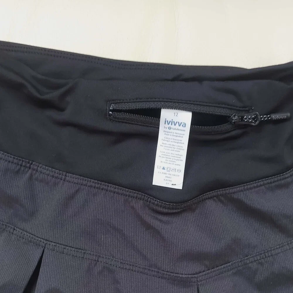 Ivivva Girl by Lululemon 🍋Fast Drill Skirt black skort shorts under size 12 - Picture 4 of 6